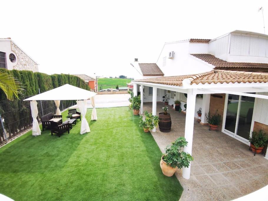 Villa Paraiso Ecija Luaran gambar